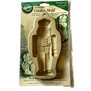 Wilton Christmas Cookie Mold Nutcracker NEW Ovenproof Stoneware 7 inch 2306